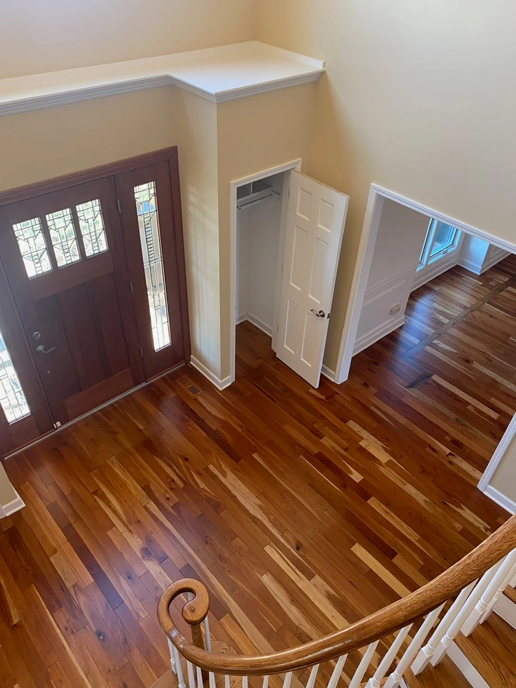Entryway planks refreshed through flooring contractors near me Chicago